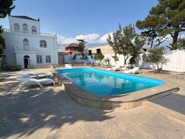 heyet bulaqlari: Hövsan qəs. 5 otaqlı, 260 kv. m, Yeni təmirli