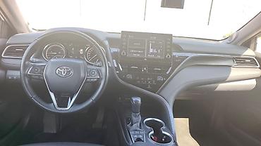 mark x: Toyota Camry: 2021 г., 2.5 л, Вариатор, Гибрид, Седан — 9