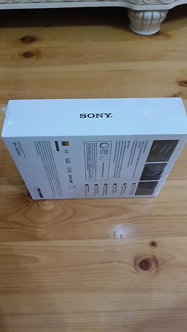 Qulaqcıqlar: Məhsul: Sony WH-1000XM4 simsiz qulaqlıq Xüsusiyyətlər: - Aktiv — 4