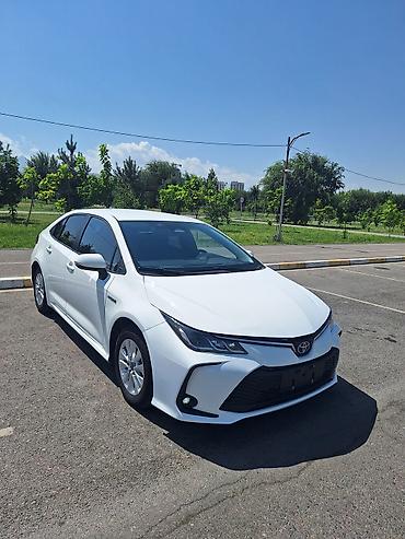 corola: Toyota Corolla: 2023 г., 1.8 л, Вариатор, Гибрид, Седан — 5
