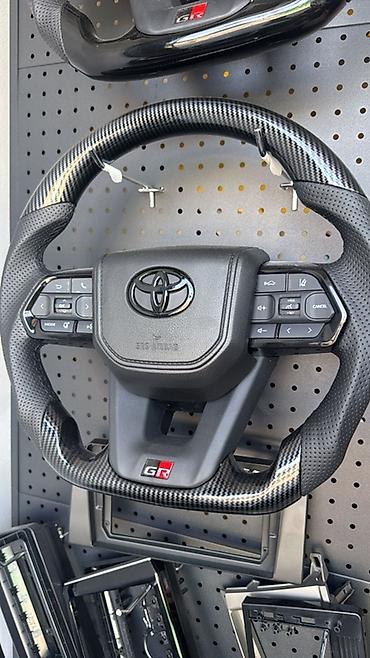 тайота auris: Руль Toyota Новый — 1