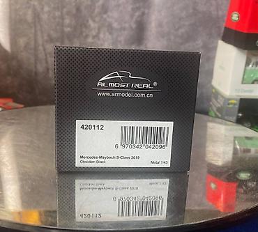 Avtomobil modelləri: Коллекционная модель Mercedes-Maybach S-class X222 obsidian black 2019 — 2