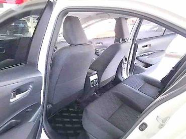 Toyota: Toyota Corolla: 2021 г., 1.8 л, Автомат, Гибрид, Седан — 3