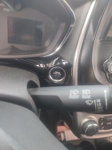 миниви свеча: Chevrolet Spark: 2016 г., 1 л, Автомат, Бензин, Хэтчбэк — 5