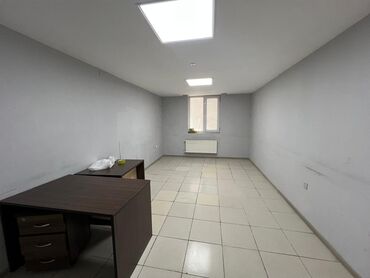 Ofislər: Azadlıq prospektində, Azadlıq metrosuna və Nəsimi metrosuna yaxın — 7