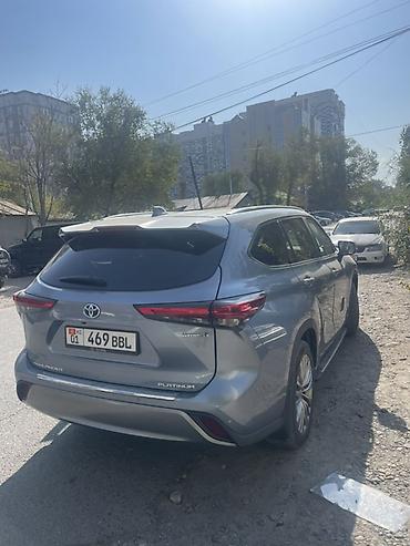 хайландер 2023: Toyota Highlander: 2022 г., 2.5 л, Гибрид, Кроссовер — 4
