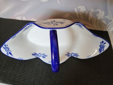 Ostalo posuđe: Porcelanska,nova,vintaz korpa,rucno oslikana. Nova veca korpa na lalafo.rs — 10 Ostalo posuđe: Porcelanska,nova,vintaz korpa,rucno oslikana. Nova veca korpa — 10