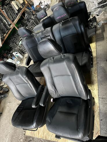 Сиденья: Комплект сидений, Кожа, Toyota 2009 г., Б/у, Оригинал, Япония at lalafo.kg — 6 Сиденья: Комплект сидений, Кожа, Toyota 2009 г., Б/у, Оригинал, Япония — 6