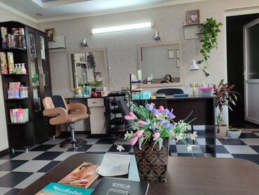 коммерческие помещения аренда: Сдаю Кабинет в салоне, 35 м², Для парикмахера, Для бровиста, Для мастера по маникюру