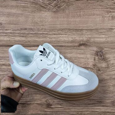 Women's Sneakers and athletic shoes: Adidas samba Bold patike sa platformom NOVO Novo Brojevi 36 do 41 — 9