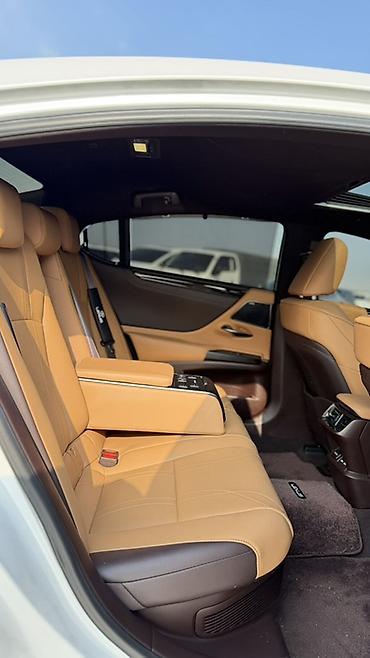 Lexus: Lexus ES: 2020 г., 2.5 л, Вариатор, Гибрид, Седан — 18