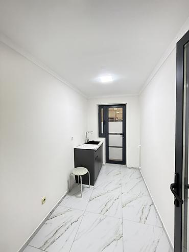 Аренда помещений свободного назначения: Сдается коммерческое помещение по первой линии, по улице Ахунбаева — 8