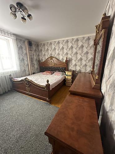 спальни бу: Спальный гарнитур, Б/у, Двуспальная кровать, Шкаф, Комод, Дерево, Самовывоз, цвет - Коричневый — 1