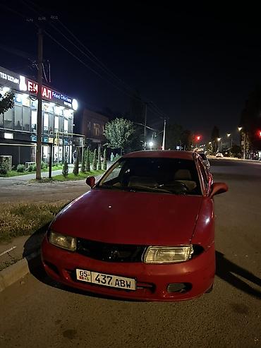 e6 3: Mitsubishi Carisma: 1995 г., 1.6 л, Механика, Бензин, Седан — 1