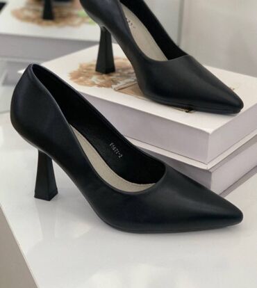 Salonke: Salonke, 40 — 13