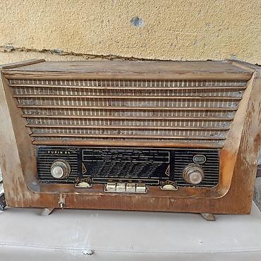 Stari uređaji: Vintage radio aparat Pupin P5 - Model: Pupin P5 (lampni radio) - — 8
