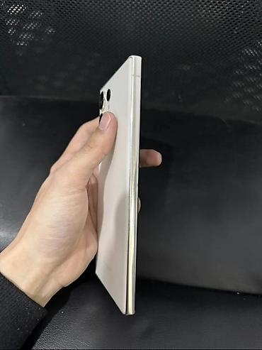 105 7 серия: Samsung Galaxy S23 Ultra 256 Зарегистрированный, в хорошем — 4