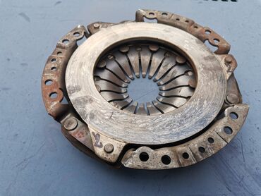 Auto delovi: Korpa kvačila Lada Karavan, Lada Niva 1.6 i stariji modeli Lada broj — 8