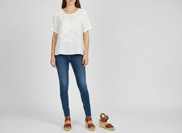 bluzki z aplikacja: Women's blouse, size M