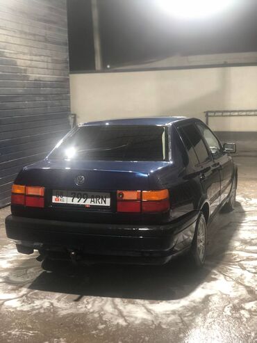 Volkswagen: Volkswagen Vento: 1992 г., 1.8 л, Механика, Бензин, Седан — 4