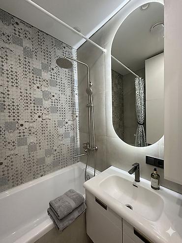 квартиа: 3 комнаты, 112 м², Элитка, 2 этаж, Дизайнерский ремонт — 9