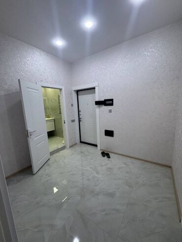 Uzunmüddətli kirayə mənzillər: Nizami Rayonu Neftçilər Metrosu Xəzər Univeristeti 3 otaq (BOŞ) — 9