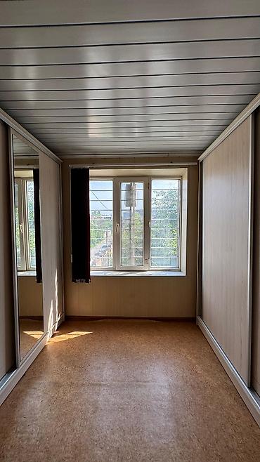 Продажа коттеджей и домов: 4 комнаты, 280 м², 4 соток, Бишкек, 110 квартал Агентство недвижимости — 27