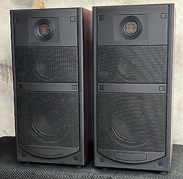 behringer 1832: Напольные акустические системы (пара) - Формат: пассивные напольные — 2