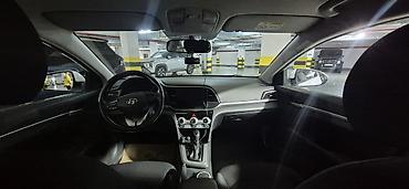 Hyundai: Hyundai Elantra: 1.6 l | 2019 il Sedan — 6