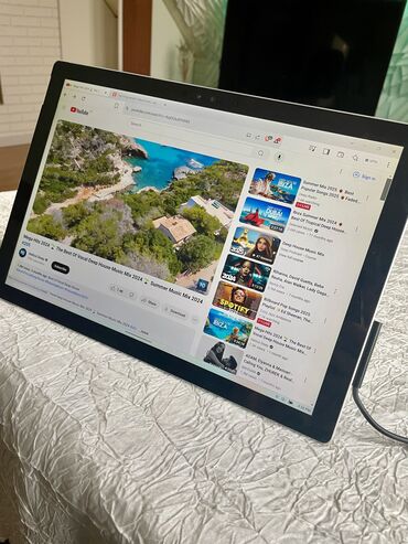 tabletlerin qiymeti: Microsoft Surface Pro 4 8GB RAM/256GB SSD NVMe+ ADAPTER Microsoft