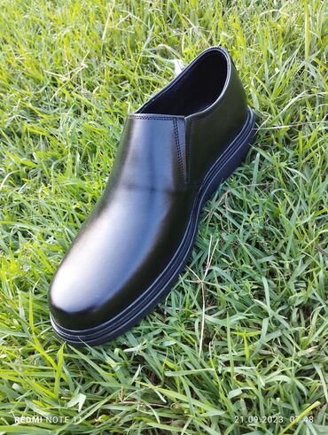 туфли новая не одевала не разу: Kişi ayaqqabıları təmiz dəridən