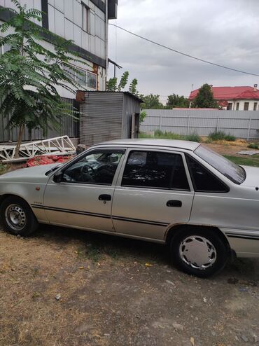 дайво некся: Daewoo Nexia: 2004 г., 1.6 л, Механика, Бензин, Седан