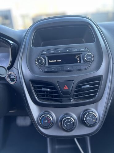 Chevrolet: Chevrolet Spark: 2019 г., 1 л, Автомат, Бензин, Хэтчбэк — 13