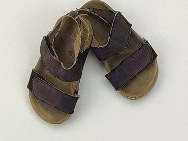 włoskie sandały skórzane: Sandałki 21, Używany
