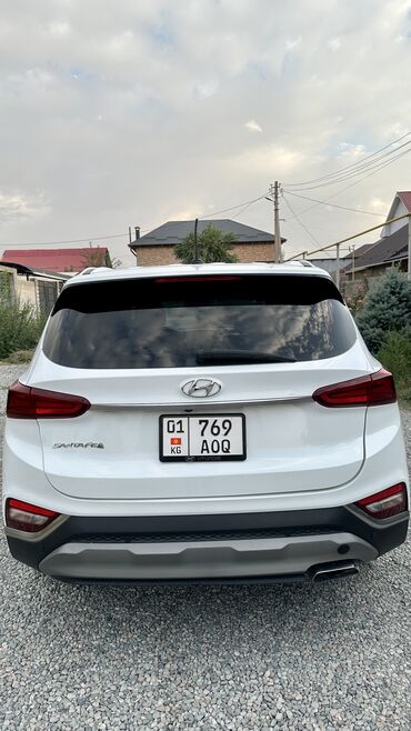 Hyundai: Hyundai Santa Fe: 2018 г., 2.4 л, Автомат, Бензин, Кроссовер at lalafo.kg — 5 Hyundai: Hyundai Santa Fe: 2018 г., 2.4 л, Автомат, Бензин, Кроссовер — 5