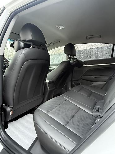 Hyundai: Hyundai Avante: 2019 г., 1.6 л, Вариатор, Бензин, Седан — 9