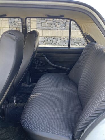 VAZ (LADA): VAZ (LADA) 2107: 1.6 l | 2005 il 44800 km Sedan — 4