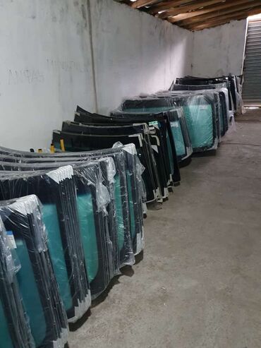 Avtomobil şüşələri: Məhsul: Avtomobil ön şüşəsi (vindsheylid) – müxtəlif modellər üçün — 10