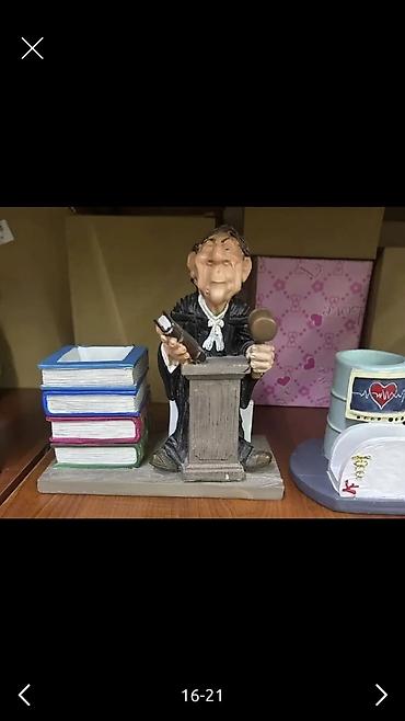 Masaüstü dəstlər: Masaüstü dəstlər satılır.Çeşidlər var.Təzədir.Sifariş var.Real — 14