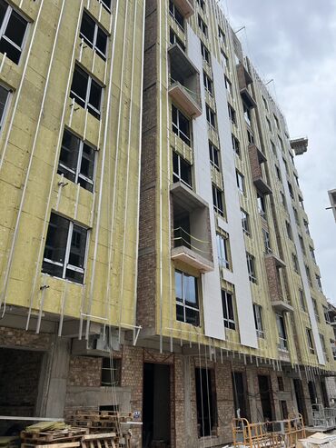 квартиры в кок жар: 3 бөлмө, 89 кв. м, Элитка, 6 кабат, ПСО (өзү оңдоп түзөтүп бүтүү үчүн)