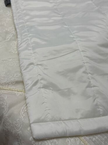 Örtüklər: Yataq üçün Yeni Qaşlı rəng - Bej Yataq örtüyü — 11