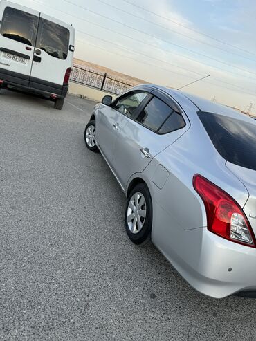 vaz masin: Nissan Sunny: 1.2 l | 2014 il Sedan