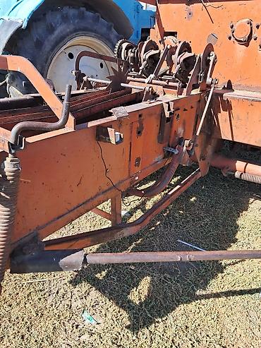 Зерновые сеялки: Сеялка зерновая прицепная + разбрасыватель удобрений (агрегатный — 6