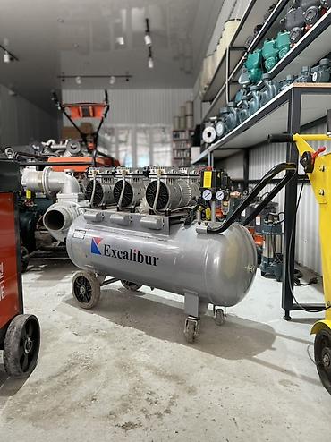 шлем с визором: Компрессоры Excalibur — линейка поршневых и безмасляных воздушных — 5