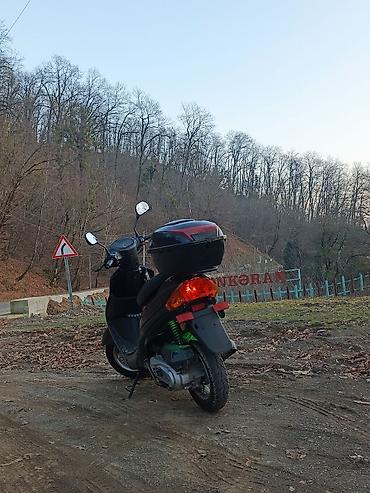 Mopedlər,skuterlər: Qara rəngli şəhər skuter - Rəng: qara - Kuzov tipi: şəhər — 9