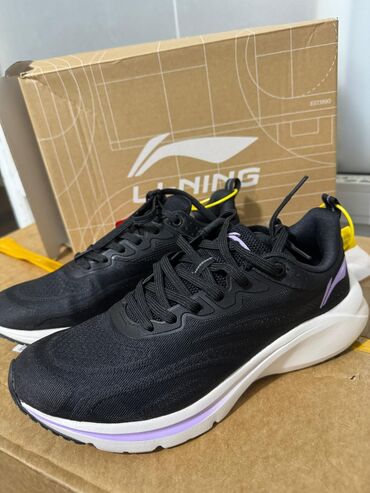 женские кроссовки fila disruptor 2: Кроссовки Li-Ning (черные с лавандовым акцентом) - Легкий дышащий