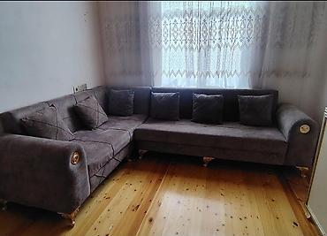 Künc divan. Satılır 350 azn. 3*2 ölçüsündə. Açılır+ bazalıdır. Ünvan lalafo.az -da Künc divan. Satılır 350 azn. 3*2 ölçüsündə. Açılır+ bazalıdır. Ünvan