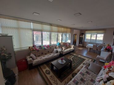 Bağ evlərinin satışı: Saray, 250 kv. m, 9 otaq, Hovuzlu, Qaz, İşıq, Kanalizasiya — 12