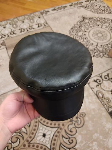 kepka: Qara dəri görünüşlü kepka – “furaşka”/kapitan üslubunda - Material — 5