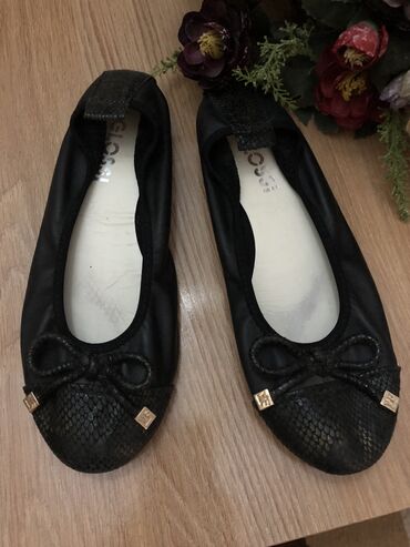 женские черные кожаные туфли: Туфли Glossi, 36, цвет - Черный